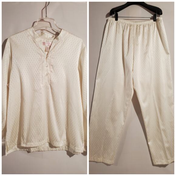 Oscar de la Renta NWT Pink Label Romantic Classics Satin Pajamas Size L Cream - Picture 1 of 13
